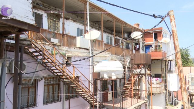 Söküntüsü planlaşdırılan binanın sakinləri kompensasiyadan narazıdır - VİDEO