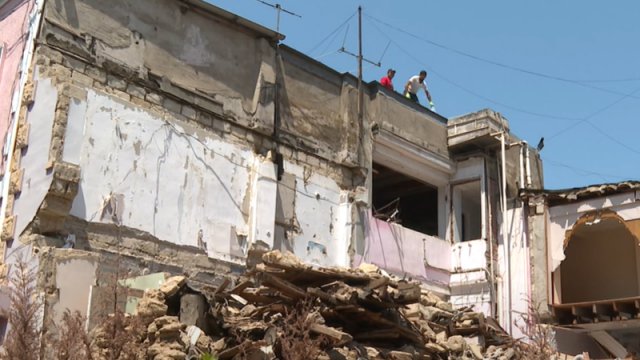 Bakının bu ərazisində evlər sökülür: Sakinlər nədən narazıdır?