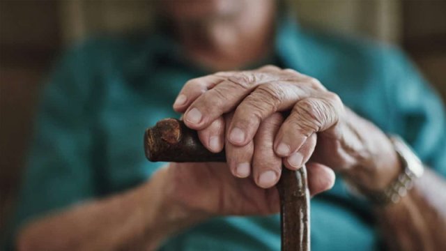 İnsan toxumalarının analizi yaşlanmaya ən həssas orqanı müəyyən edib