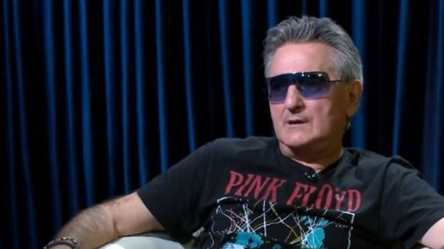 "Bahalı ev, maşın yox, geyim istəyirəm"