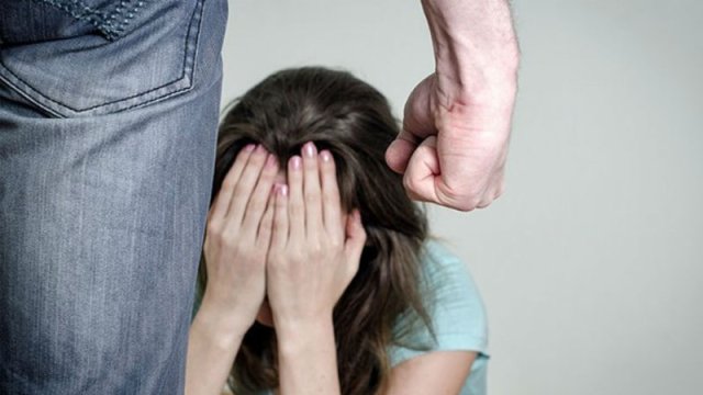 "Ayıb olar" deyə zorakılığa dözən qadınlar...