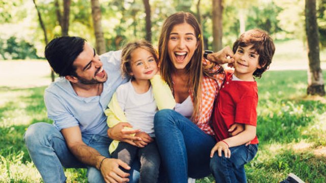 Nə üçün bəzi cütlüklər erkən uşaq sahibi olmaq istəmirlər?