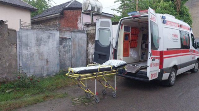 Boşandığı üçün ailəsini öldürmək istəyirmiş - Dayısı arvadı xilas ola bilməyib...