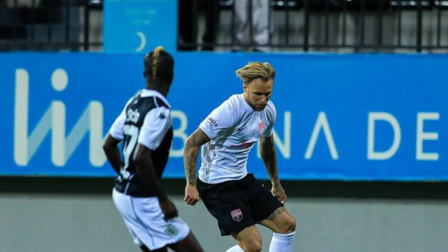 "Neftçi" - "Sabah" oyununda verilməyən penalti - VİDEO