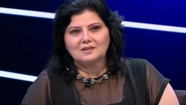 Zülfiyyə buna görə "Lexus" markalı maşınını satdı, borca düşdü - VİDEO