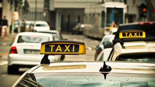 Taksi qiymətləri ilə bağlı rəsmi açıqlama - Artım olacaq?