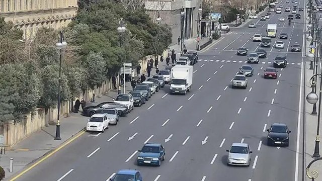 Bakıda ödənişli yoldan istifadə belə ola bilər - VİDEO