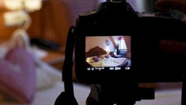 Bakıda usta sahibkar qadınla sevgili oldu, şantaj yolu ilə əmlakını ələ keçirdi