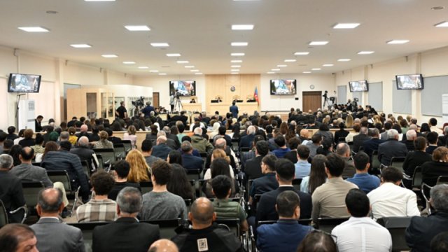 Aprel döyüşləri zamanı mülki əhaliyə və obyektlərə vurulan zərərlə bağlı sənədlər elan olundu