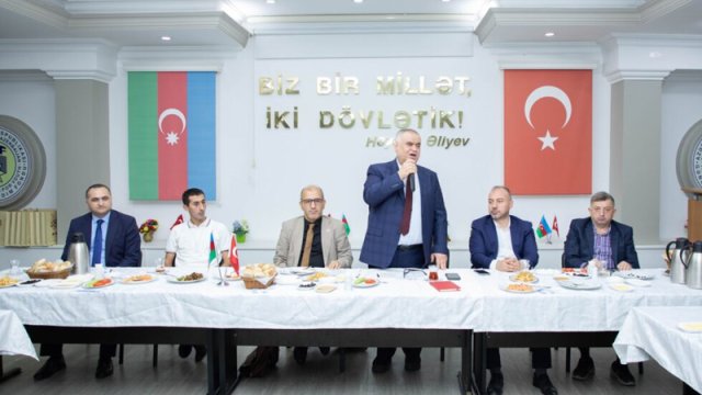 Gəncliyə Yardım Fondunda Milli Mətbuatın 150 illiyi Münasibəti İlə görüş keçirildi - FOTO