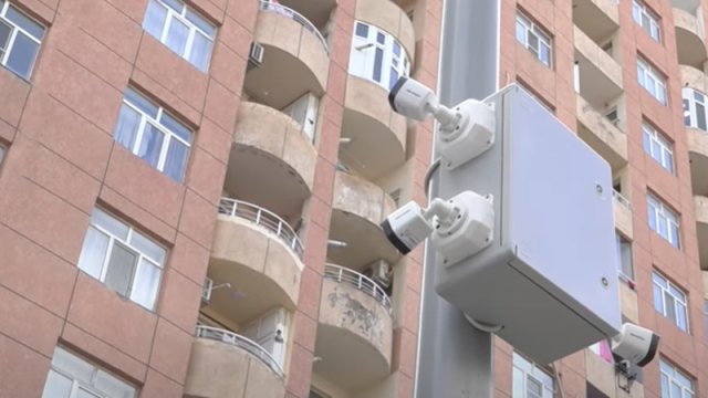 Yasamalda bəzi kameralar eyvanları çəkir - VİDEO