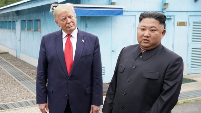 Tramp silahsızlaşdırılmış zonada Kim Çen Inla görüşə bilər