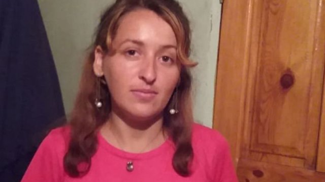 32 yaşlı qadın itkin düşdü