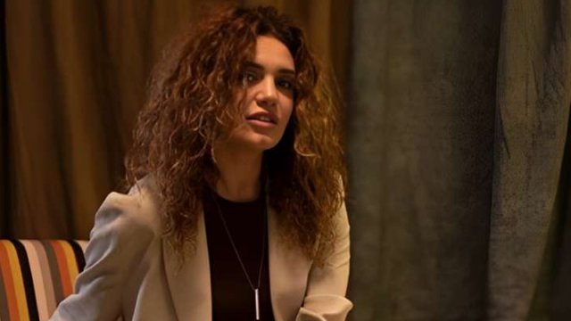 Çinarə mərhum atasından danışıb ağladı - VİDEO