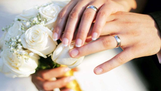 Özgə qapısında çalınan TOY