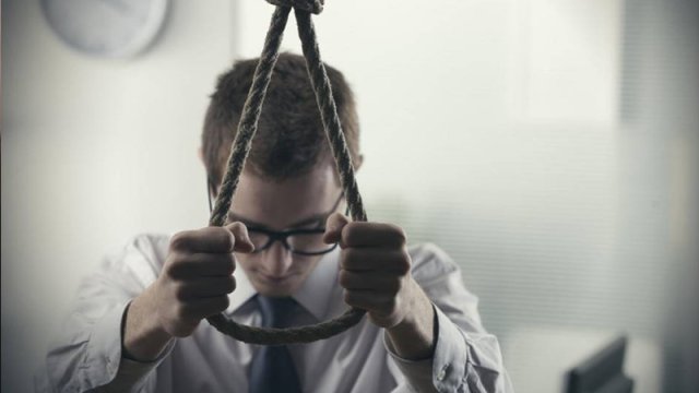İntiharın ən çox görülən səbəbi depressiyadır...