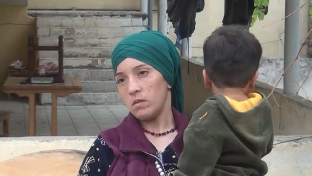 24 ildir sənədsiz yaşayır, nə nikahı var, nə də... - VİDEO