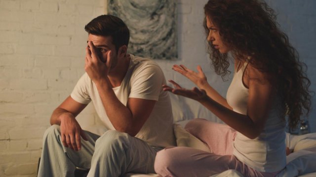 Psixoloq sevən insanın heç vaxt etməyəcəyi iki hərəkəti açıqladı