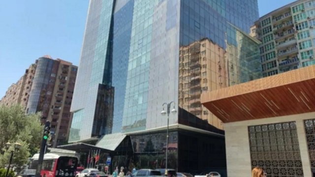 "Hamısına rüşvət vermişəm, kimə istəyirsən, de!" - "Faktor Lizinq" sakinlərin evini əlindən alıb?