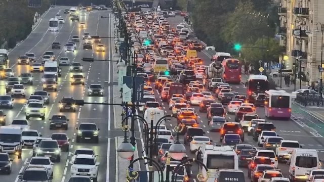 Ödənişli yol da, Bakıya pullu giriş də tıxacı azaltmayacaq: Çünki...