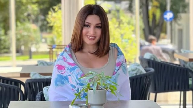 Mehriban Zəki və Sevinc Çılğından əməkdar artistə doğum günü sürprizi - VİDEO