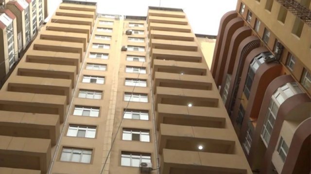 "Bankdan kredit götürüb ev almışıq, amma yaşaya bilmirik" - VİDEO