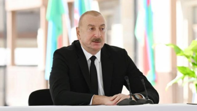 İlham Əliyevə təbrik məktubları gəlir