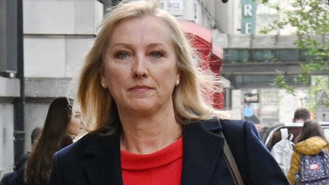 BBC öz aparıcısını "hamilə qadınlar" ifadəsinə görə tənqid etdi