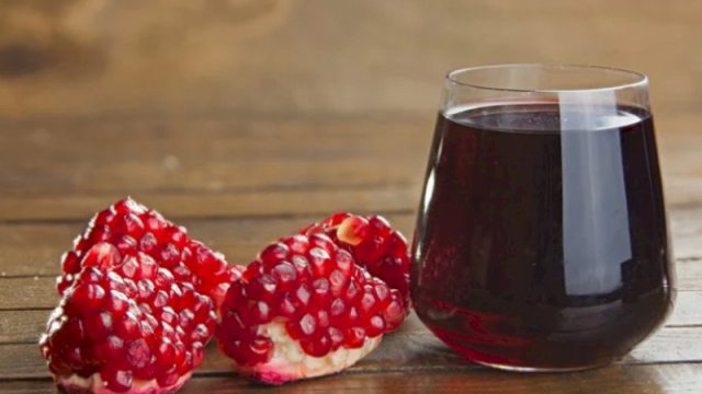 Yollarda satılan nar şirələri təmizdir?