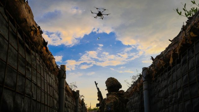 "Ölüm zonası": Ukraynada dronlar səngər müharibəsinə son qoydu - "Politico"