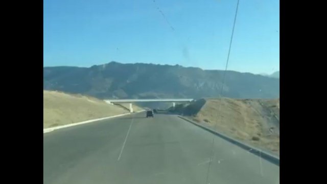 Hikmət Hacıyev Zəngəzur dəhlizində aparılan yol tikintisi ilə bağlı yeni görüntülər paylaşdı - VİDEO