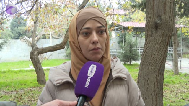 
Yasamalda 15 yaşlı gənc qız üstündə bıçaqlanıb? - Hadisənin şahidi DANIŞDI