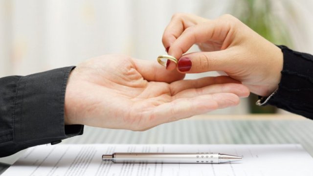 Boşanmış qadınların sosial həyatı