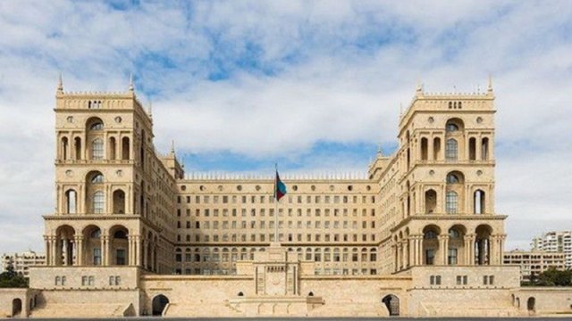 Azərbaycanda 4 nazirlik ləğv edilə bilər?