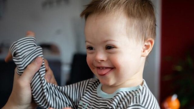 Azyaşlılar arasında autizm problemi