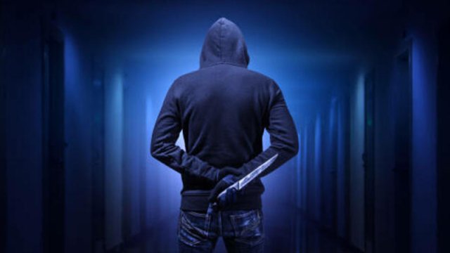 Gəncədə atasının köməyinə gələn gənc ürəyindən vurularaq öldürüldü &ndash; TƏFƏRRÜAT