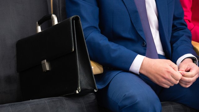 Məktəb direktoru işdən çıxarıldı
