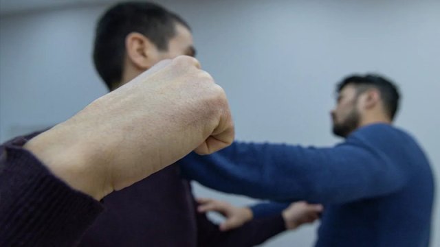 Qulağı qoparılan sahibkar da həbs olundu