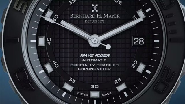 Bernhard H. Mayer saatlarında müxtəlif mexanizmlərin üstünlükləri - VİDEO
