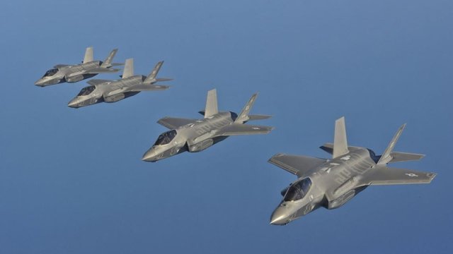 Döyüş təyyarəsinin "gözü": Oilotlar düşməni 150 km uzaqlıqda necə görür?