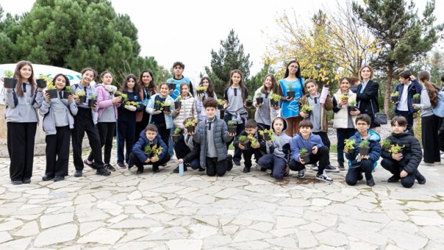 IDEA məktəblilər üçün Eko-park İnnovasiya Mərkəzinə ekskursiya təşkil etdi - FOTO