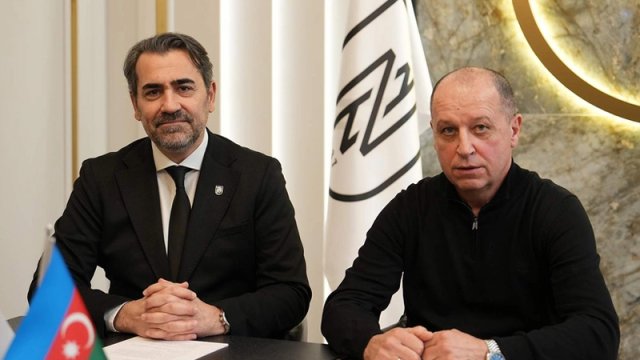 "Neftçi" yeni baş məşqçisini açıqladı
