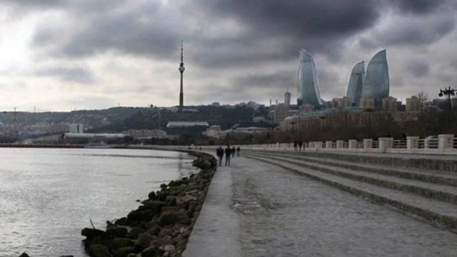 Sabahdan havanın temperaturu 5-7 dərəcə enəcək, bəzi yerlərdə qar yağacaq