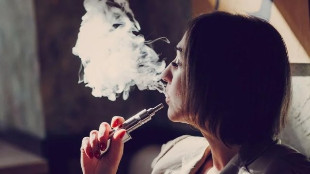 Elektron siqaretin orqanizmə mənfi təsirləri var?