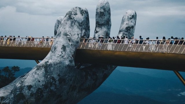 "Dəhşətli səyahət": Turist qadın Vyetnamdakı qorxulu təcrübədən danışdı