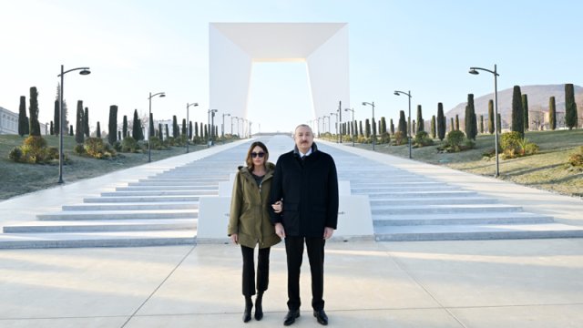 Xankəndidə Zəfər parkının, Ağdamda yaşayış kompleksinin açılışı oldu - YENİLƏNİB