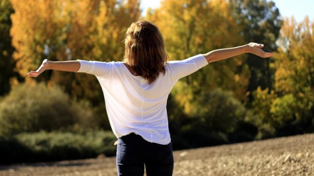 İnsan neçə yaşda xoşbəxt olur?