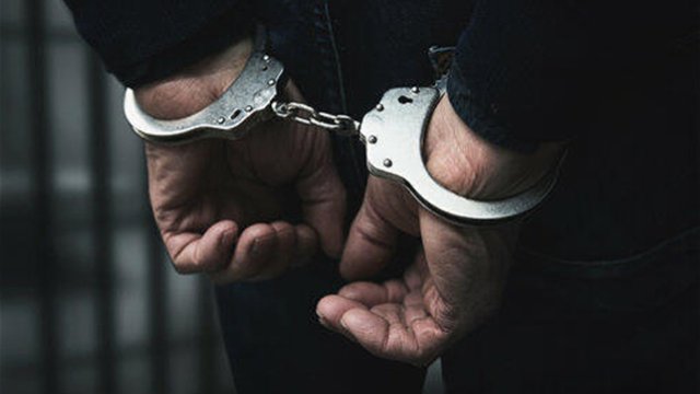 Evlərdən silsilə oğurluq edən şəxs tutuldu