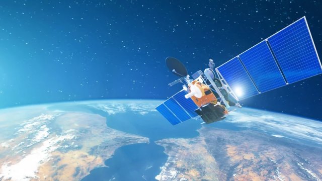 Bir internet şəbəkəsi, minlərlə işıq izi: Kosmik müşahidələr təhdid altında