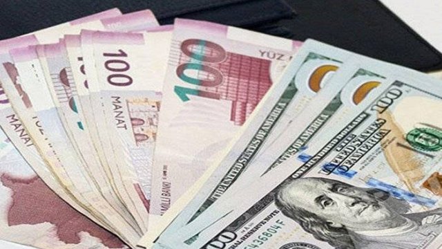 Dollar zəifləyir: Manatı nə gözləyir?